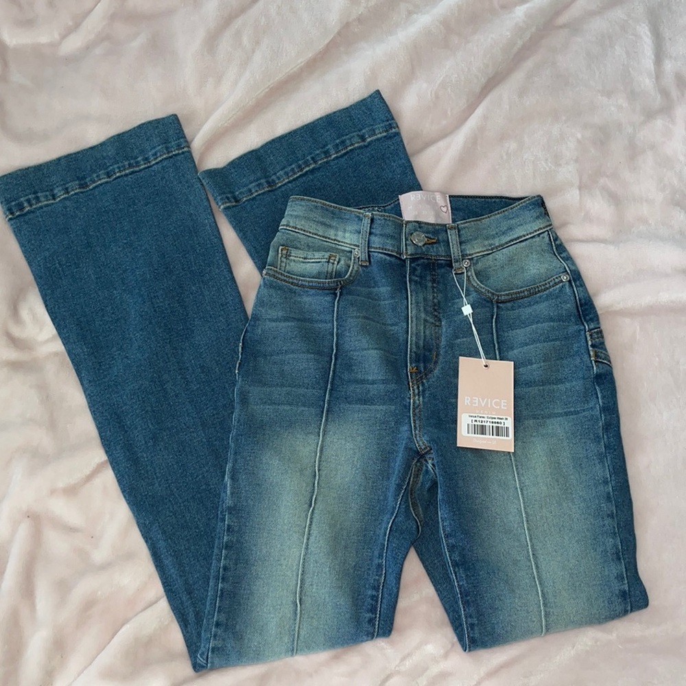 Revice Venus Flare Jean
